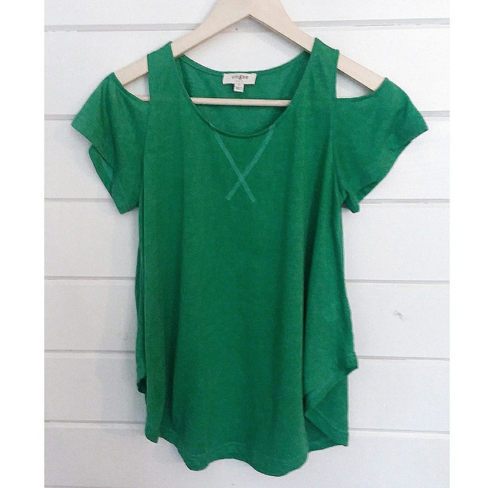 Umgee Green Cold Shoulder Top Size Small
